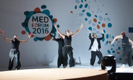 Dance performance at Med Forum 2016